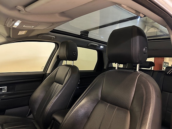 Land Rover Discovery Sport 26 of 30