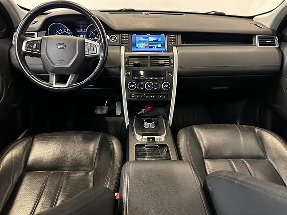Land Rover Discovery Sport 14 of 30