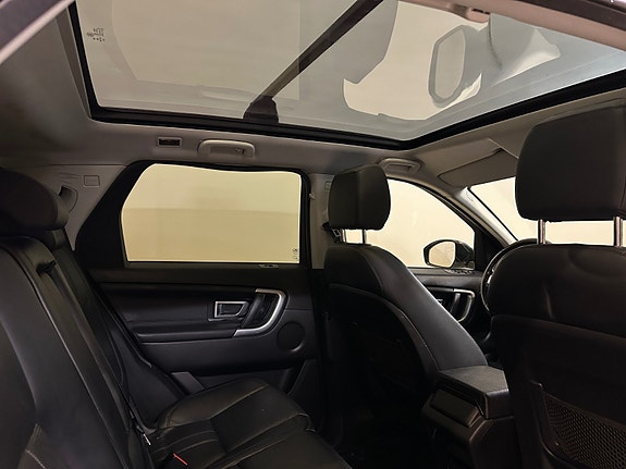 Land Rover Discovery Sport 29 of 30