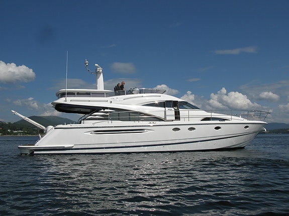 Fairline Squadron 58 3 of 5