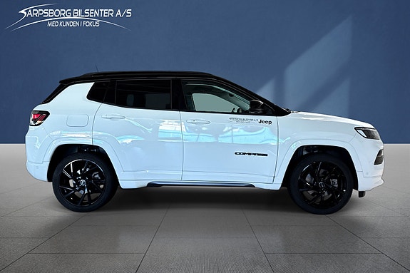 Jeep Compass 4 of 5