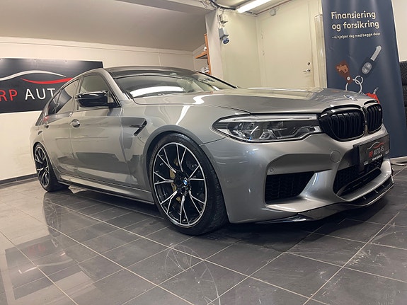 BMW M5 2 of 5
