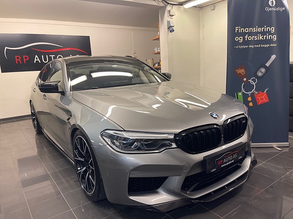 BMW M5 3 of 5