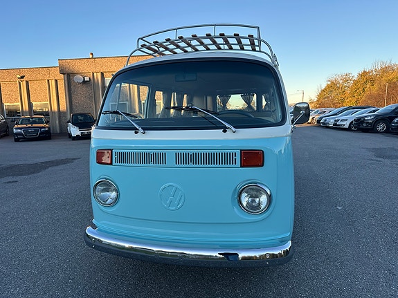 Volkswagen Kombi 3 of 5