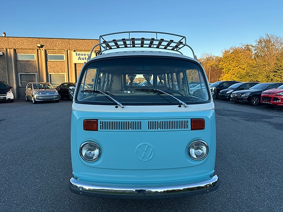 Volkswagen Kombi 4 of 5