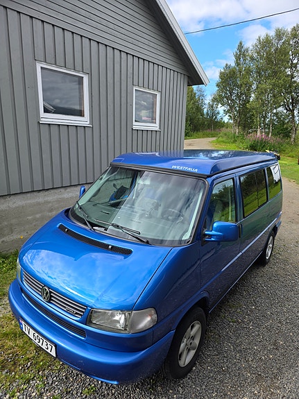 Volkswagen Multivan 2 of 28
