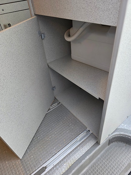 Volkswagen Multivan 22 of 28