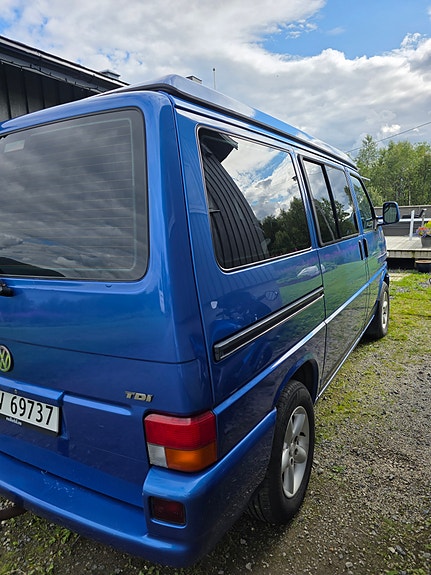 Volkswagen Multivan 6 of 28