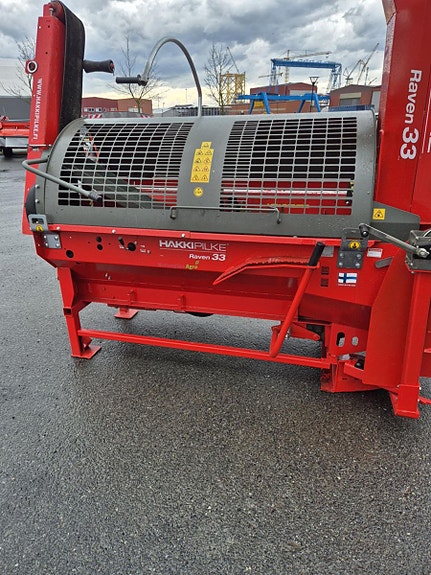 Hakki Pilke Raven 33