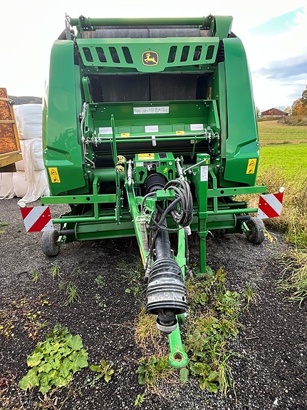 John Deere V461R 4500 Baller