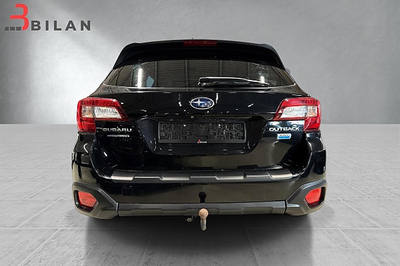 Subaru Outback 13 of 30