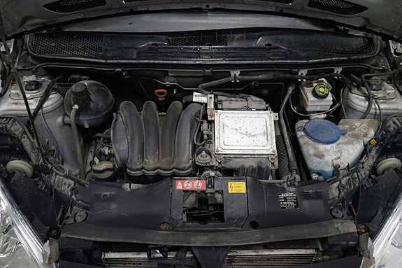 Mercedes-Benz A150 10 of 30
