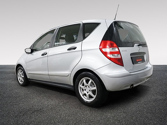 Mercedes-Benz A150 8 of 30