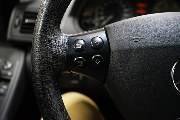 Mercedes-Benz A150 23 of 30