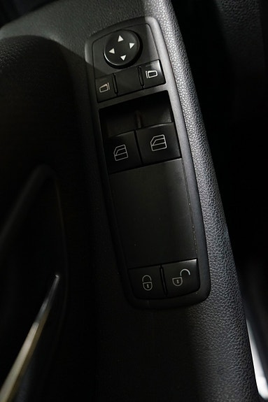 Mercedes-Benz A150 27 of 30