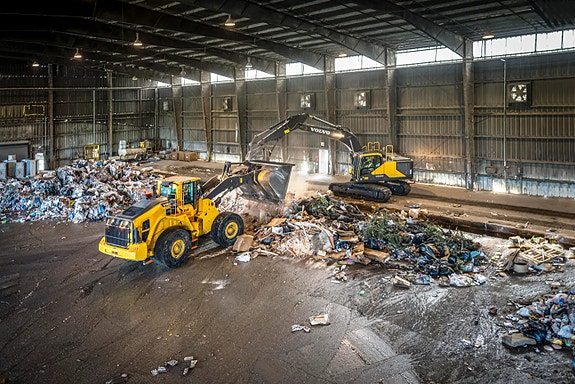 Maskinene våre er på avfallsplasser, store og små anleggsplasser.