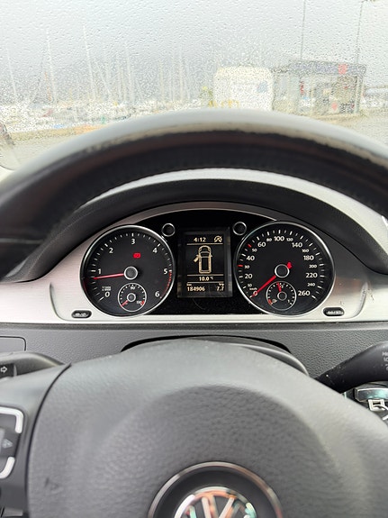 Volkswagen Passat 8 of 11
