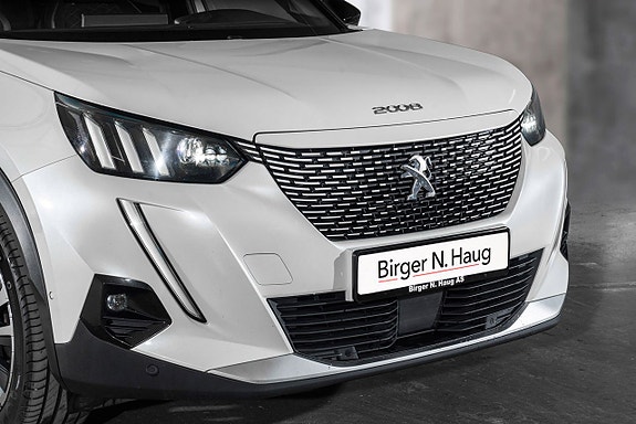 Peugeot e-2008 8 of 26