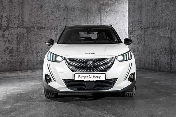 Peugeot e-2008 5 of 26