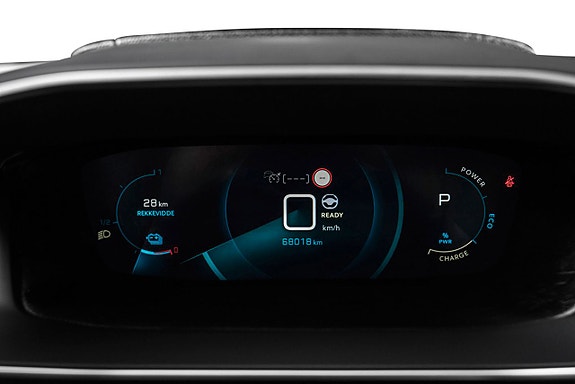 Peugeot e-2008 17 of 26