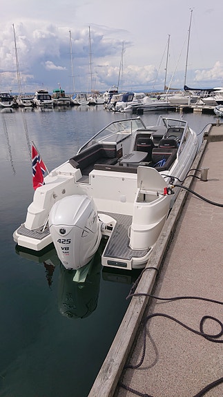 Ibiza 811 med 425 hk Yamaha XTO 4 of 5