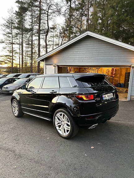 Land Rover Range Rover Evoque 14 of 30