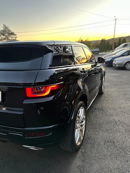 Land Rover Range Rover Evoque 9 of 30