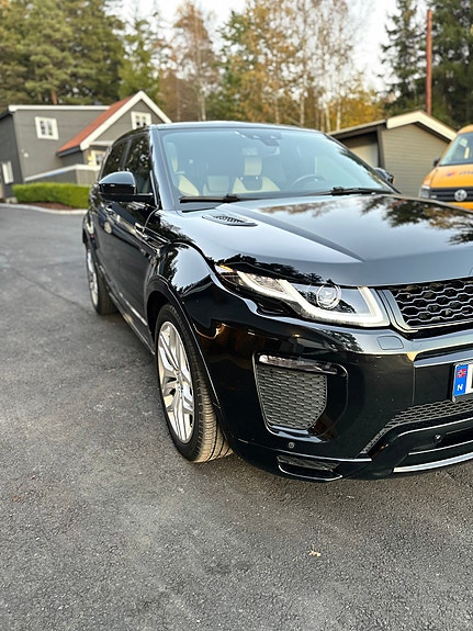 Land Rover Range Rover Evoque 5 of 5
