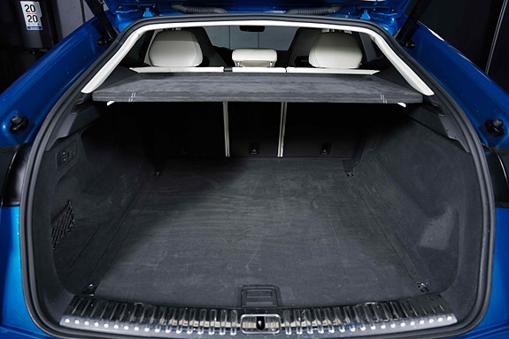 Lamborghini Urus 24 of 30