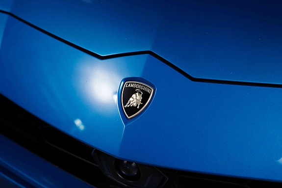 Lamborghini Urus 22 of 30