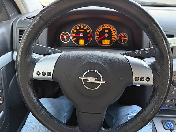 Opel Vectra 26 of 30