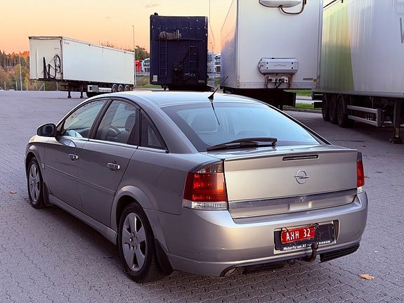 Opel Vectra 9 of 30