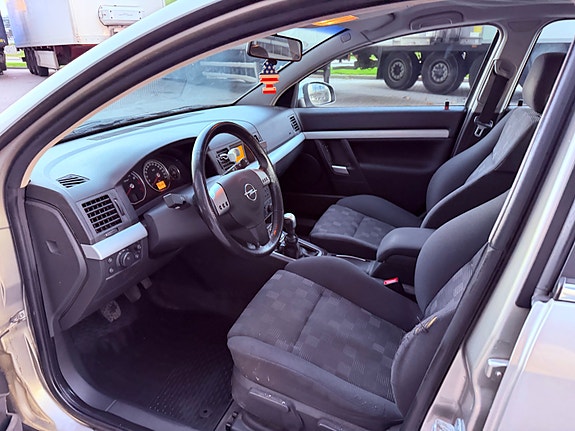 Opel Vectra 15 of 30