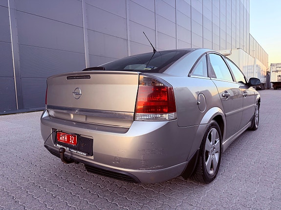 Opel Vectra 10 of 30