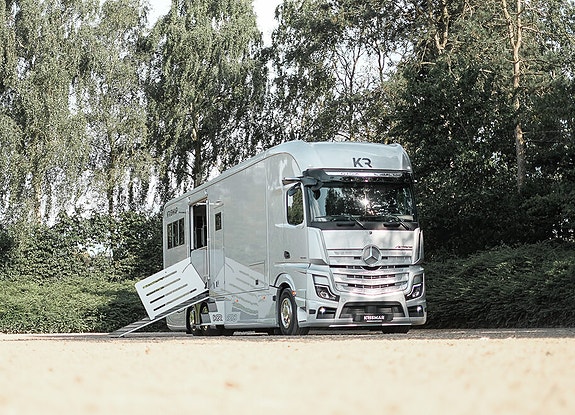 Mercedes-Benz KR Professional 8 hester Actros 2648 Gigaspace