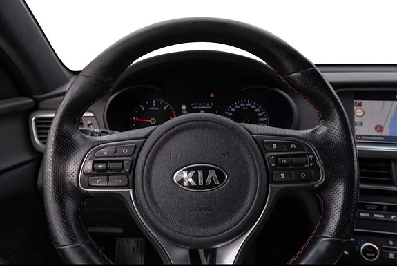 Kia Optima 17 of 29