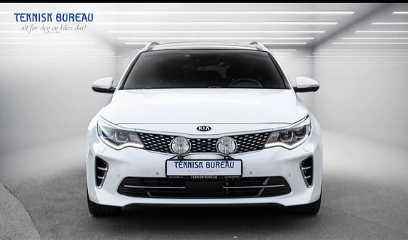 Kia Optima 2 of 5
