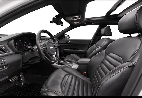 Kia Optima 12 of 29