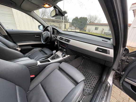 BMW 316i 25 of 30