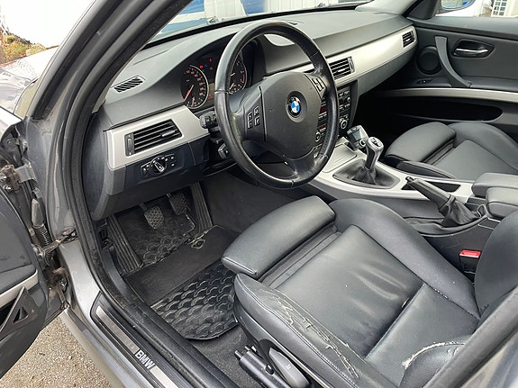 BMW 316i 12 of 30