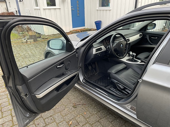 BMW 316i 10 of 30