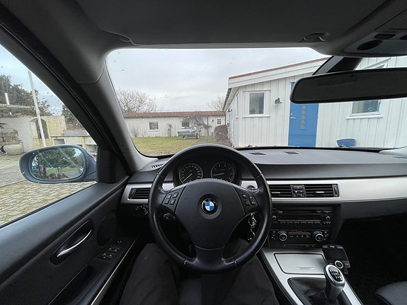 BMW 316i 16 of 30