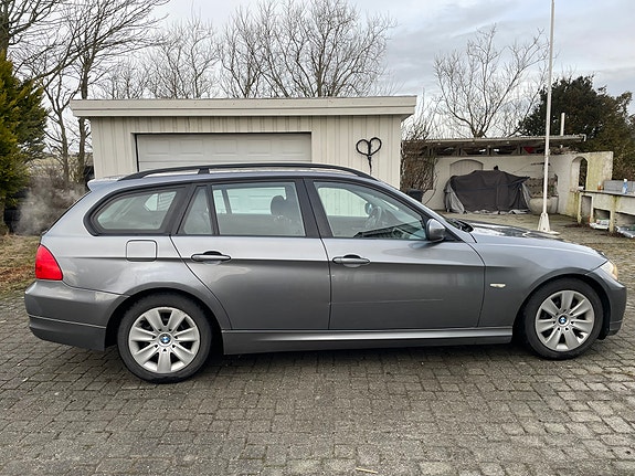BMW 316i 7 of 30