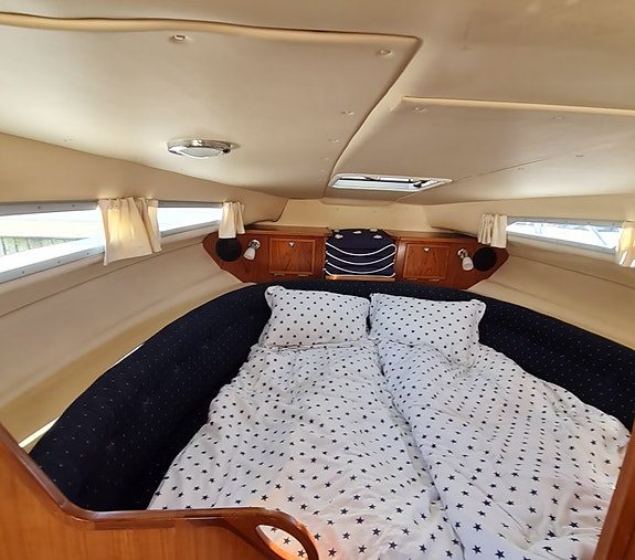 Marex 290 suncruiser 13 of 24