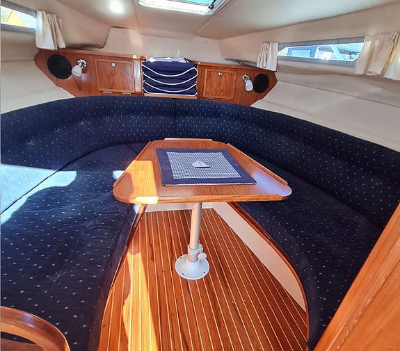 Marex 290 suncruiser 14 of 24