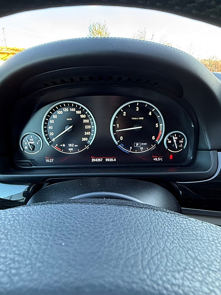 BMW M550d 13 of 24