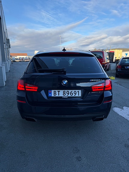 BMW M550d 4 of 24