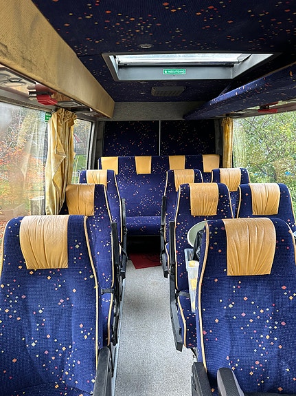 Mercedes-Benz 412D 5 of 19