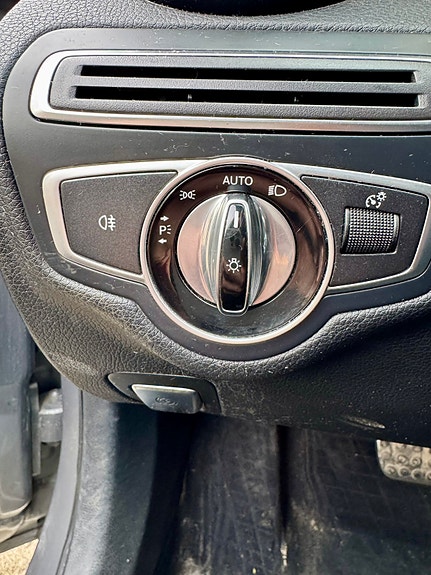 Mercedes-Benz C180 17 of 19