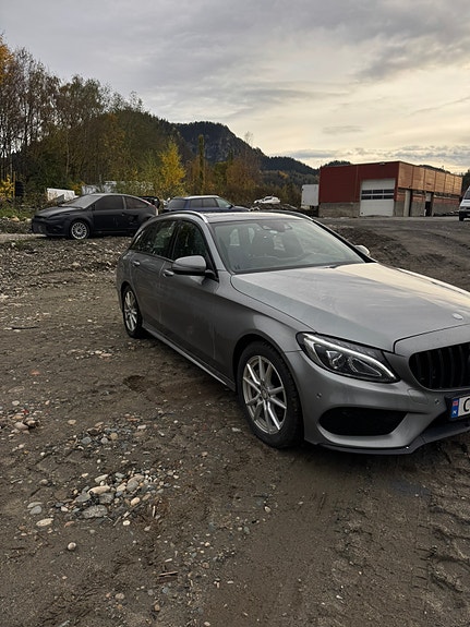 Mercedes-Benz C180 3 of 19